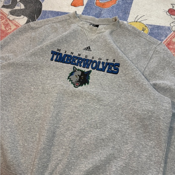 Vintage Minnesota Timberwolves crewneck sweatshirt - Picture 2 of 3